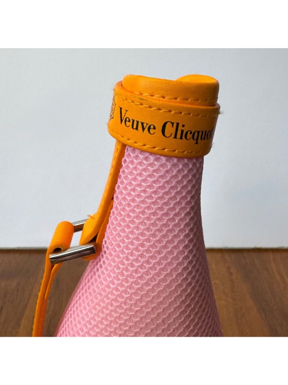 VEUVE CLICQUOT Pink Champagne Bottle Ice Jacket Orange Insulated Bottle Bag NEW - Picture 6 of 7